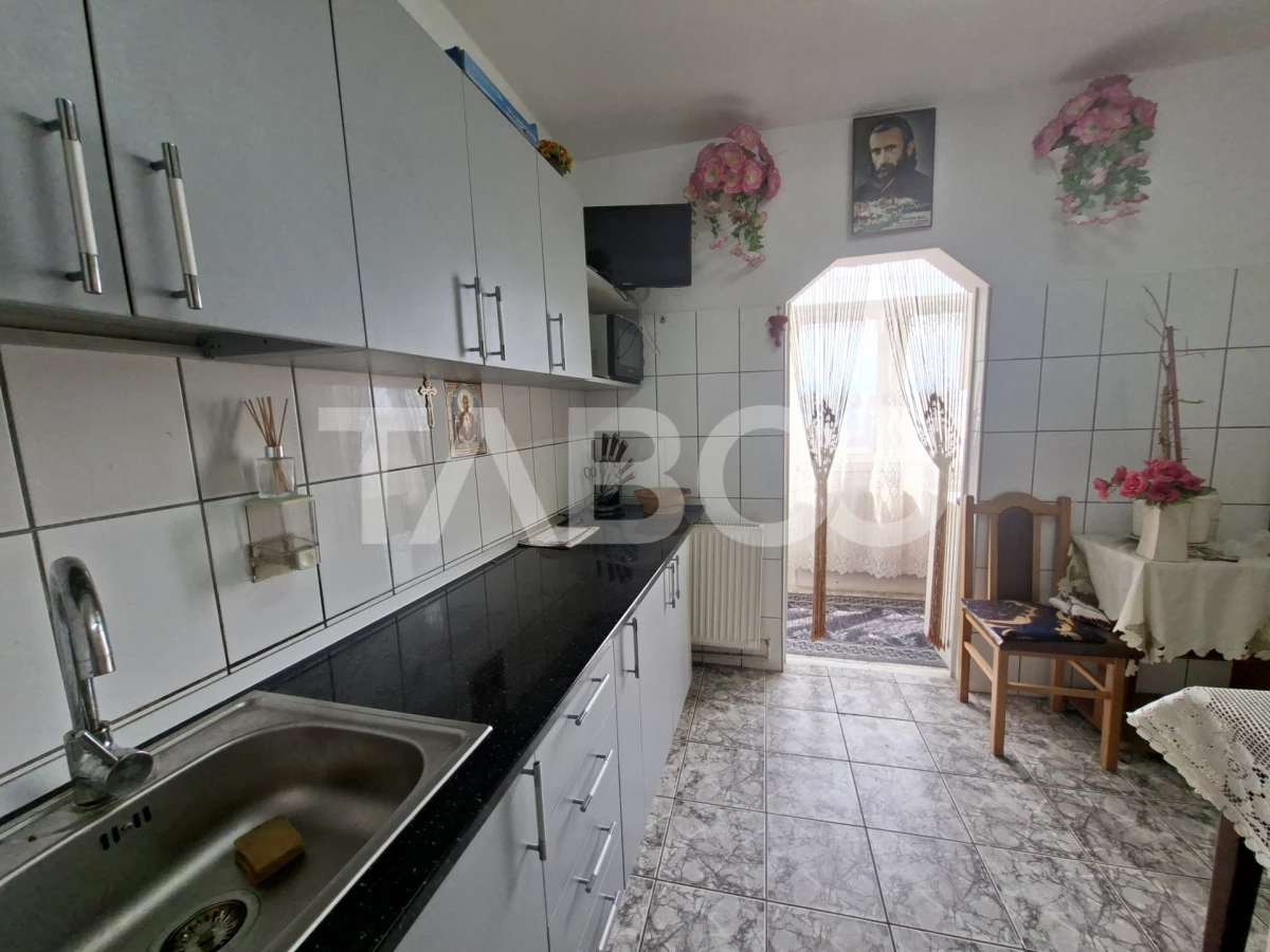 Apartament decomandat de vanzare 2 camere balcon pivnita - 9