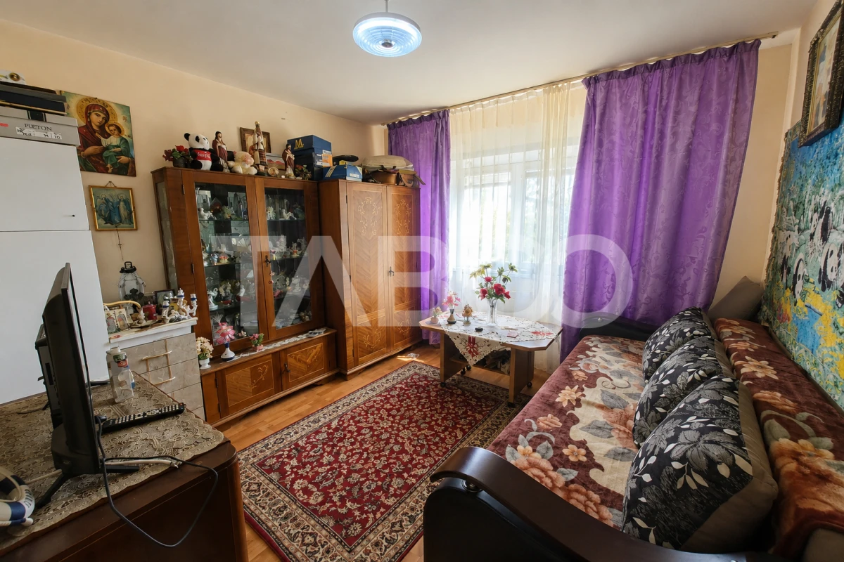 Apartament decomandat de vanzare 2 camere balcon pivnita - 4