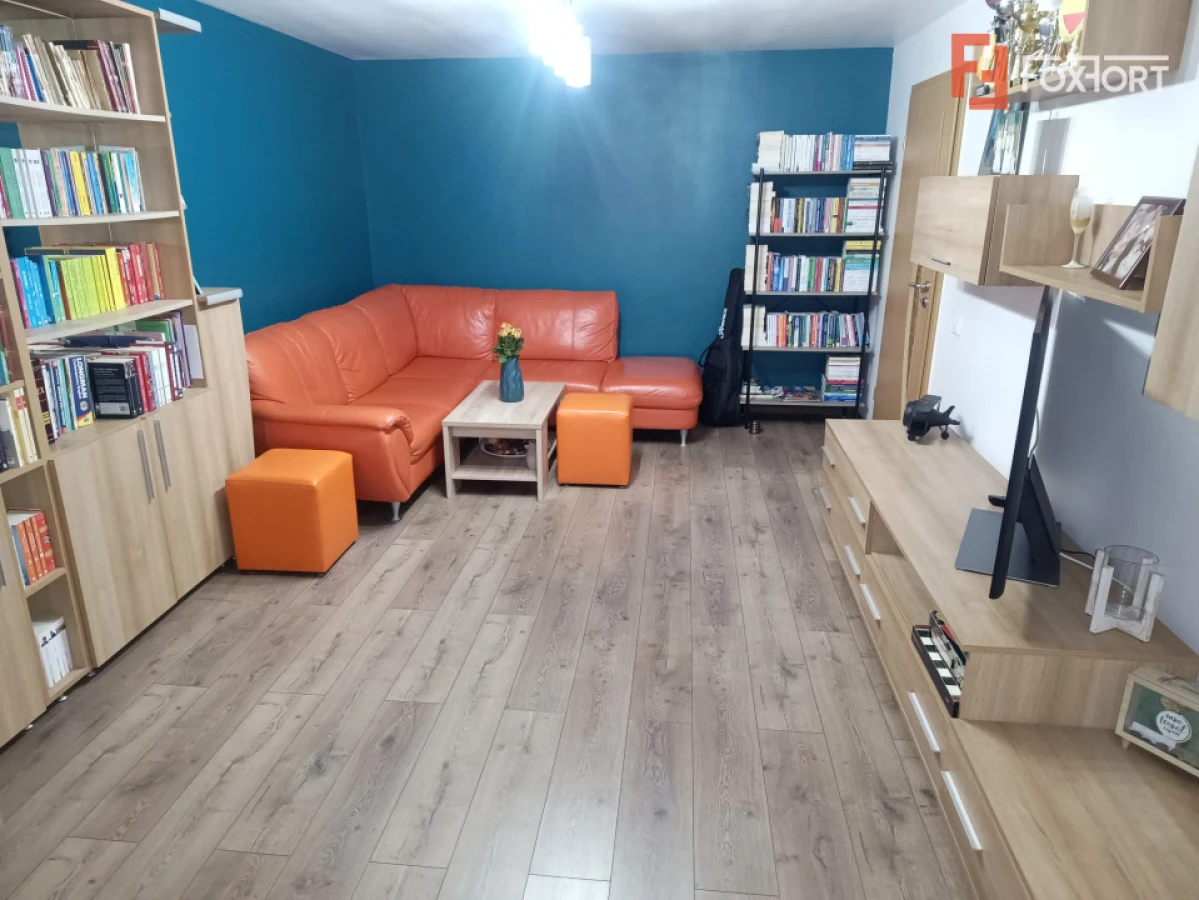 Apartament de vanzare cu 4 camere la etajul 1 in zona Lipovei - 1