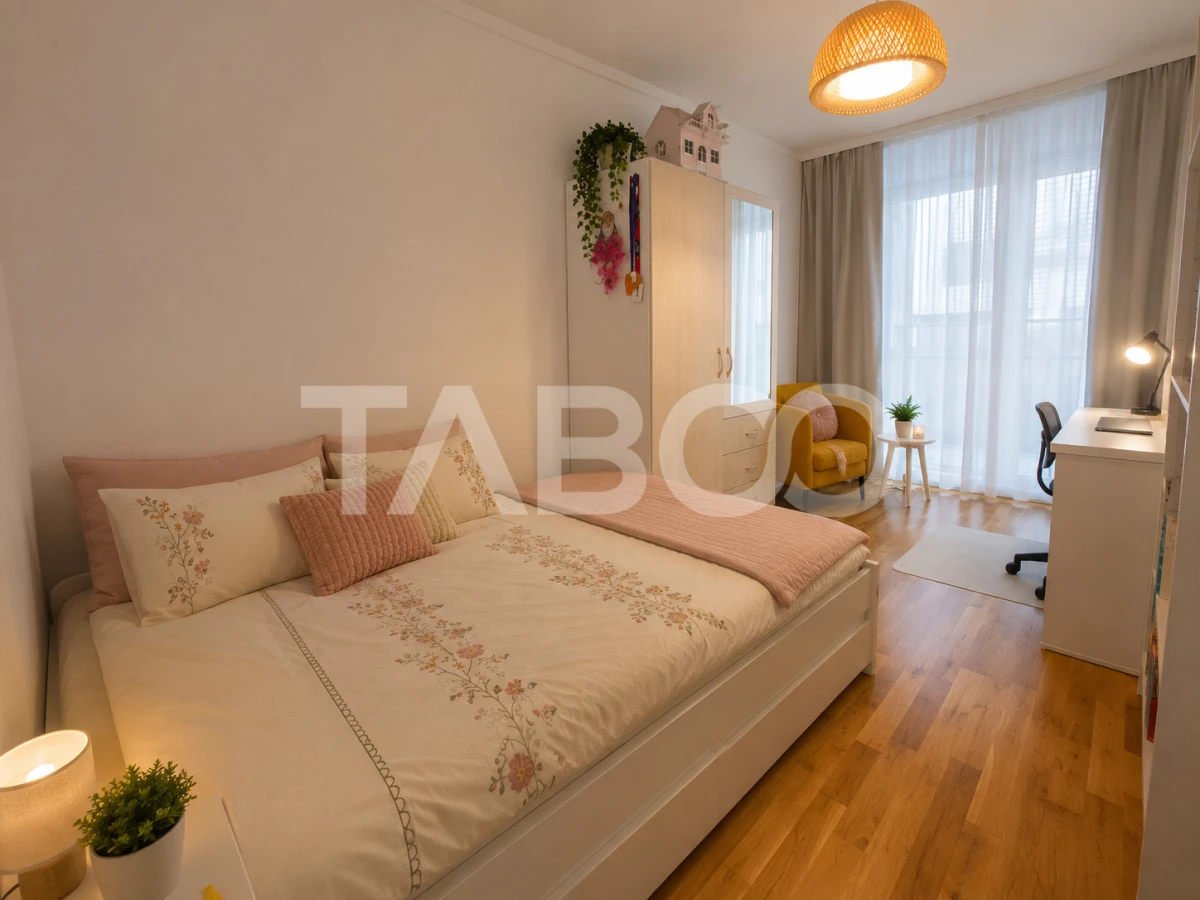Apartament de vanzare 4 camere balcon boxa lift bloc nou zona Centrala - 7
