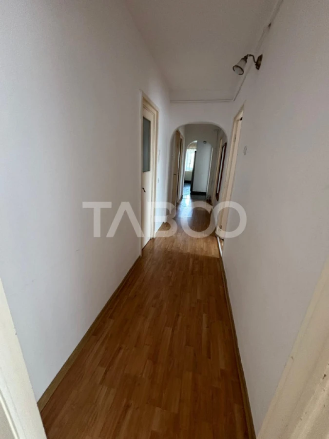 Apartament cu 4 camere decomandate de vanzare in cartier Manastur - 8