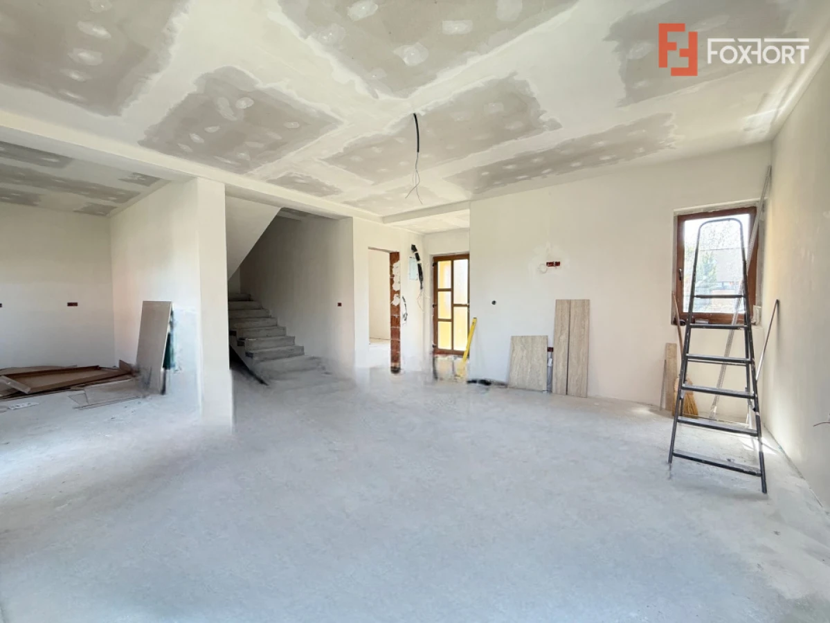 Duplex cu 5 camere, 117 mp utili si 348 mp teren, de vanzare in Sacalaz - 3