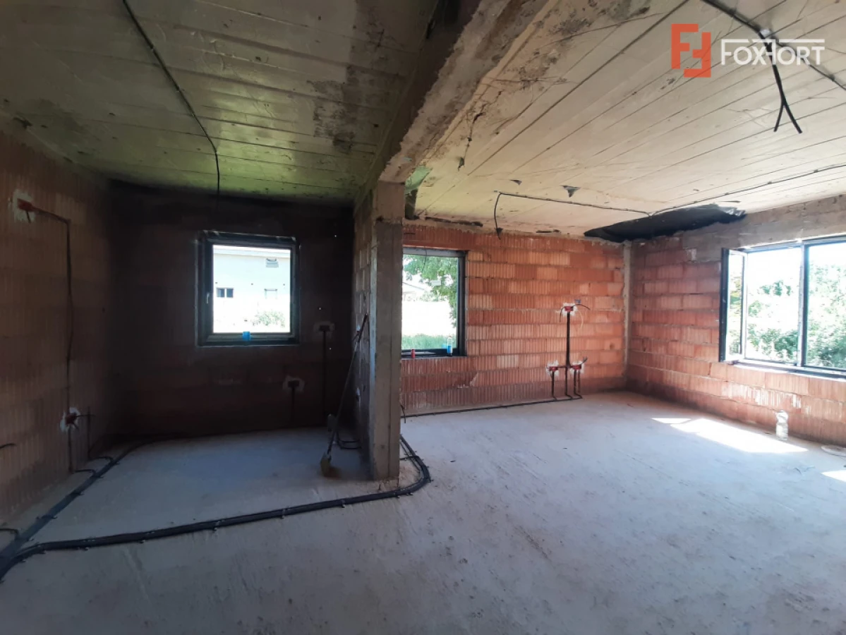 Duplex spatios in Ghiroda - La 5 minute de noul Campus de Medicina(UMFT) - 8
