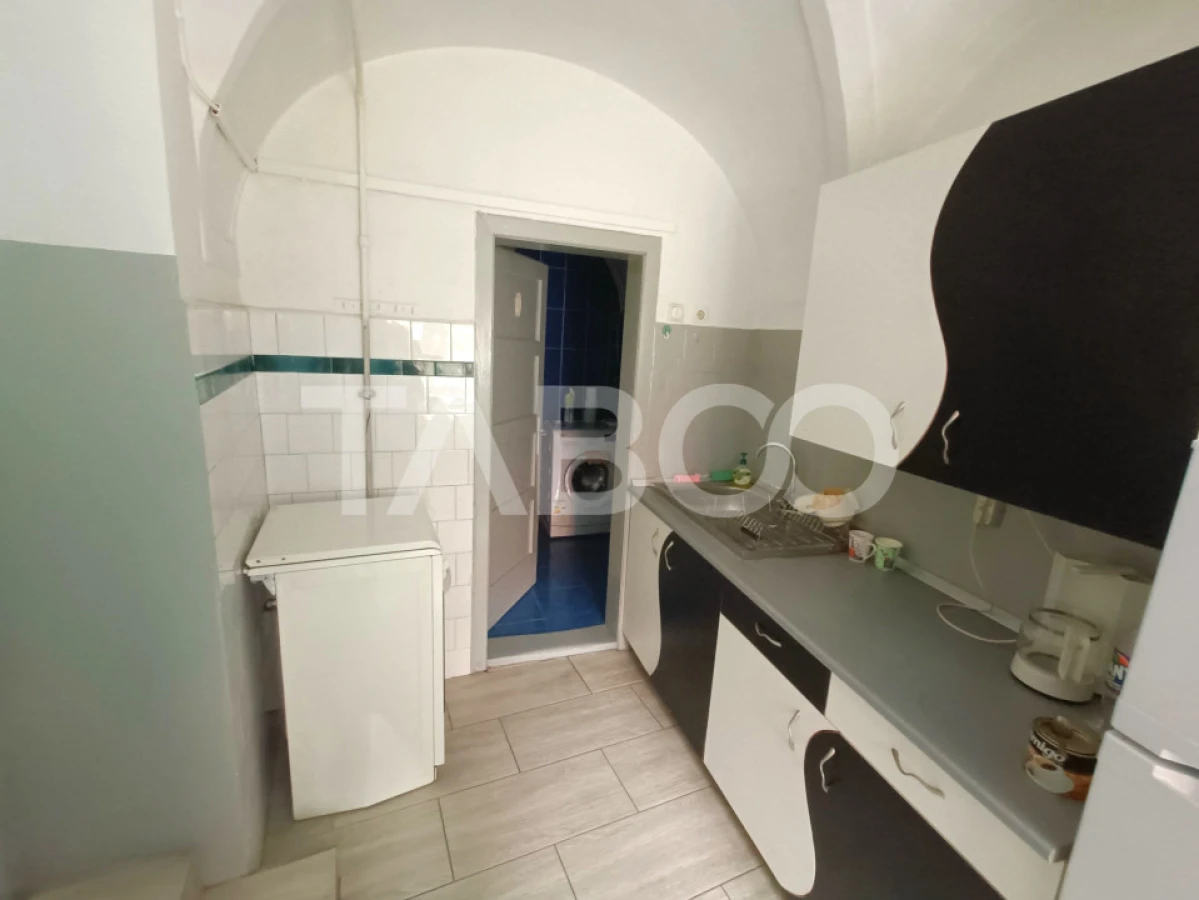 Apartament la casa 3 camere 70 mpu utili in apropiere de Piata Cibin - 8