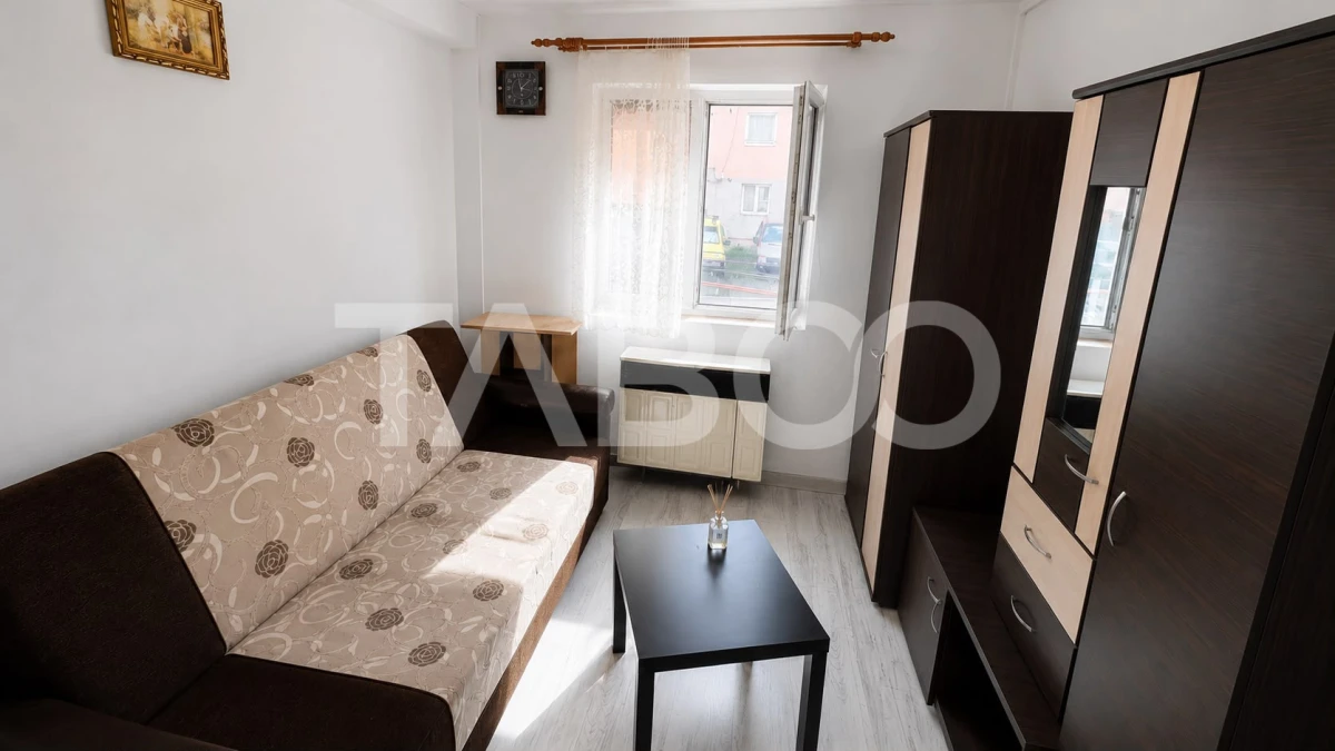 Garsoniera de vanzare 18 mpu in zona Broscarie - 1