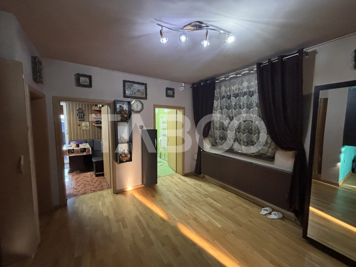 Casa individuala de vanzare cu 5 camere +spatiu comercial 3 bai Sibiu - 5