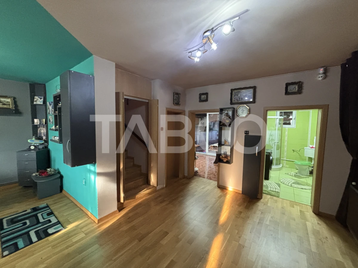 Casa individuala de vanzare cu 5 camere +spatiu comercial 3 bai Sibiu - 3