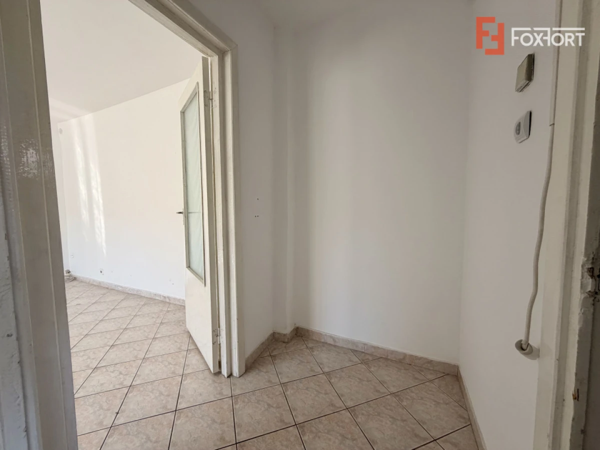 Etaj intermediar, 2 camere - 51 mp, Zona Liviu Rebreanu - Sagului - 7