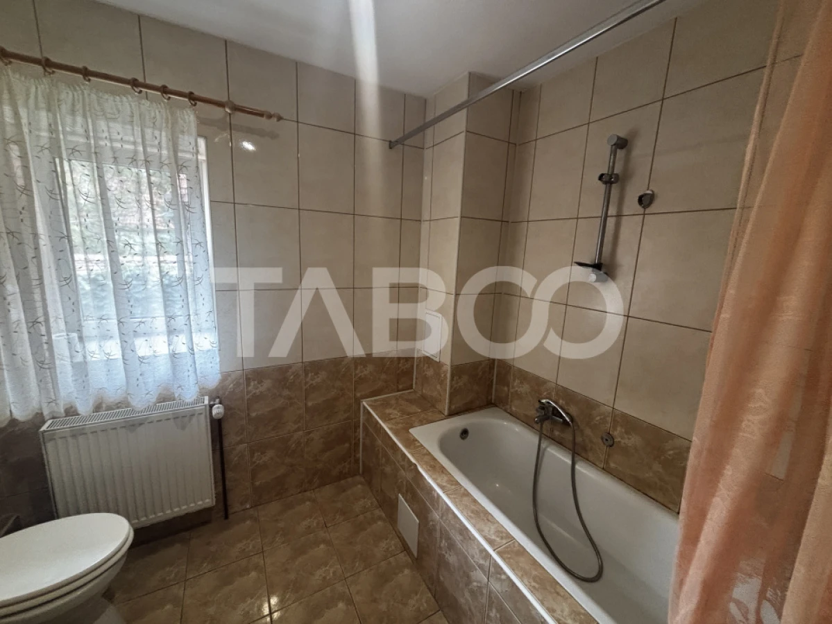 Casa ideala pentru muncitori de inchiriat 5 camere si curte - 10