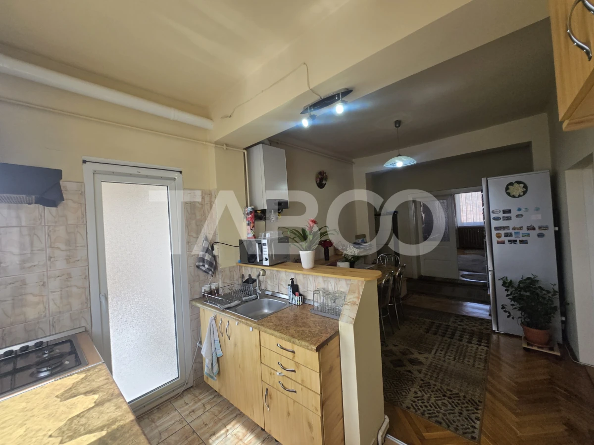 Apartament 5 camere de vanzare 182mpu decomandat zona Piata Cluj Sibiu - 6