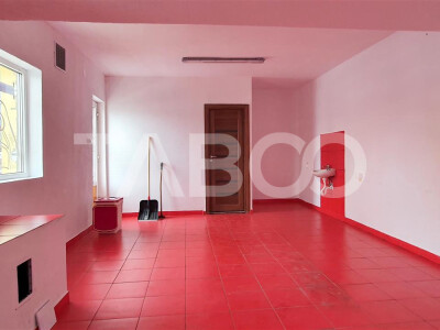 Spatiu comercial 42mp de vanzare renovat in Orasul de Jos Sibiu