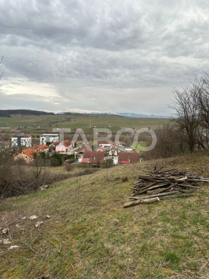 Teren intravilan 791 mp utilitati langa parcela front 13 m Cisnadie - 1
