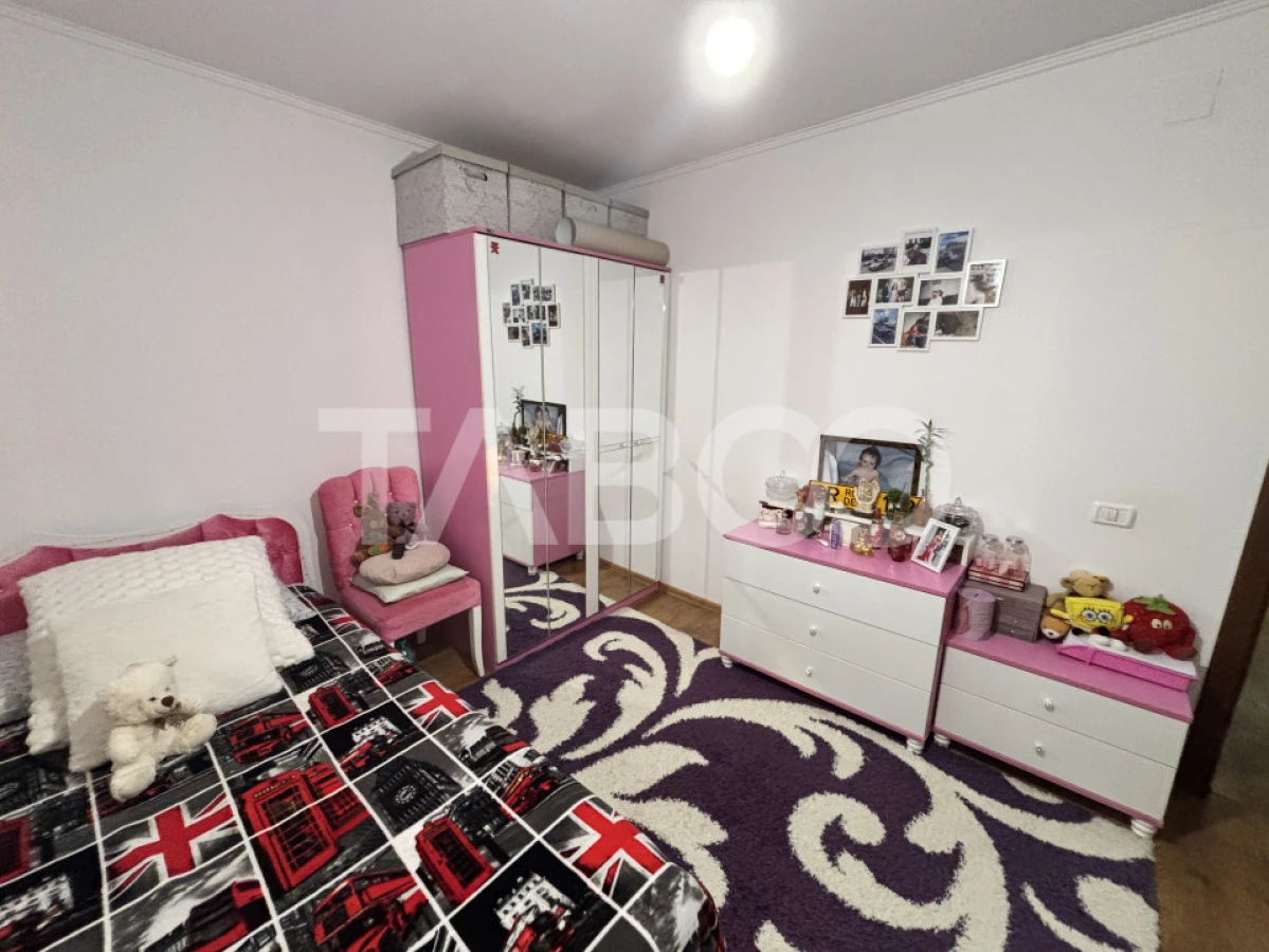 Casa individuala cu 3 camere de vanzare 500 mp teren Sura Mare - 9