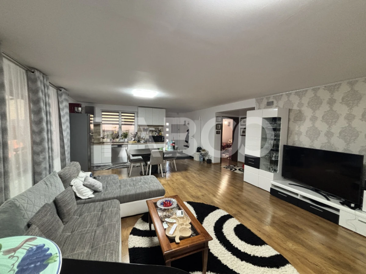 Casa individuala cu 3 camere de vanzare 500 mp teren Sura Mare - 2