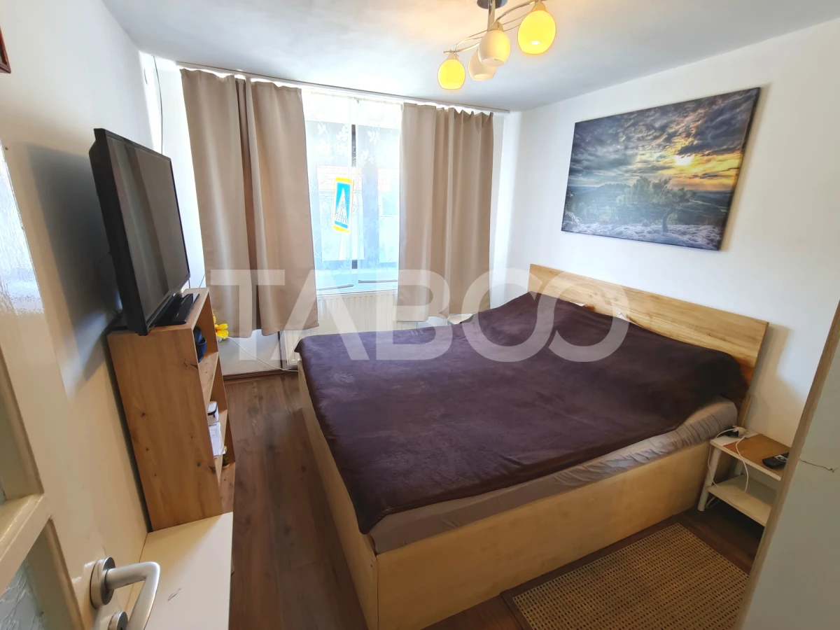 Casa 4 camere cu teren 503 mp si acces auto in curte - Comision 0 - 3