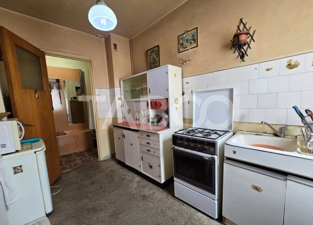 Apartament 2 camere balcon pivnita zona Mihai Viteazul Sibiu - 6
