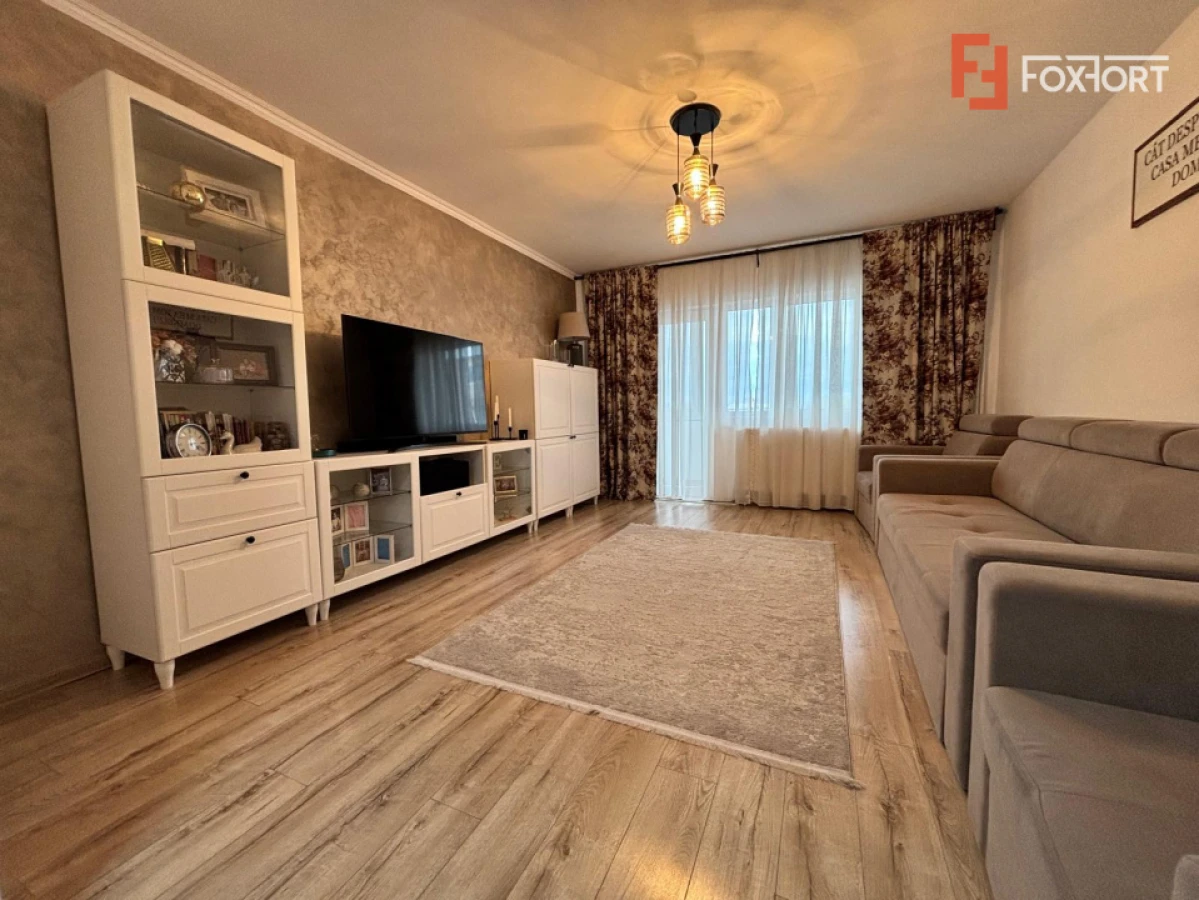 Apartament cu 5 camere, 95 mp utili - zona Fortuna - 1