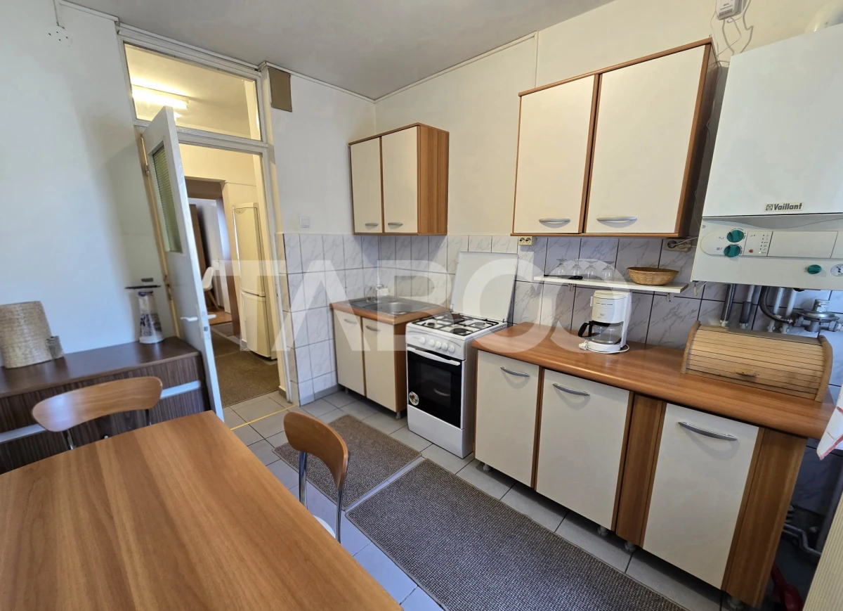 Apartament decomandat 74 utili 3 camere balcon lift Terezian Sibiu - 5