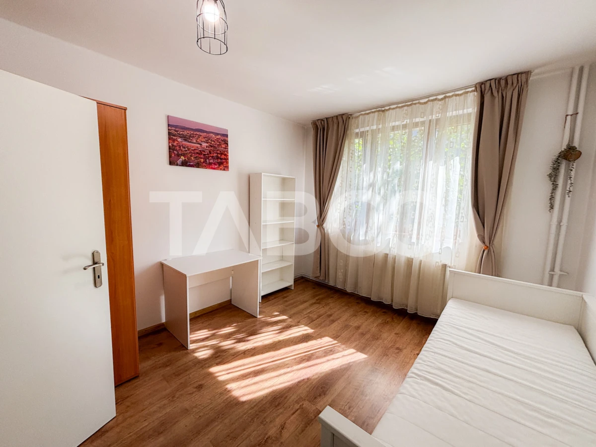 Apartament 3 camere de vanzare pe strada Horea la cheie gata de locuit - 3