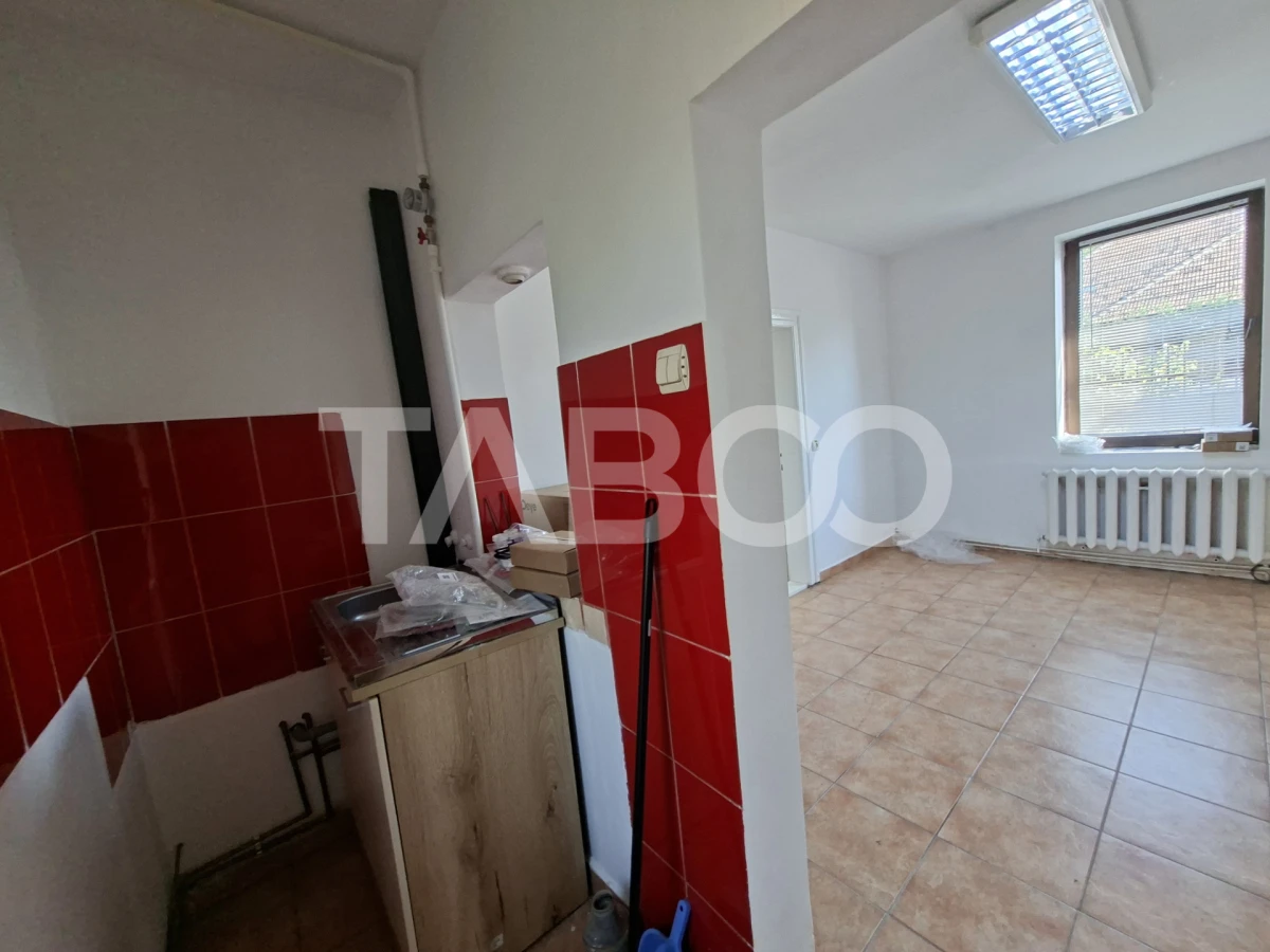 Spatiu comercial de inchiriat parter 2 camere acces din strada - 7