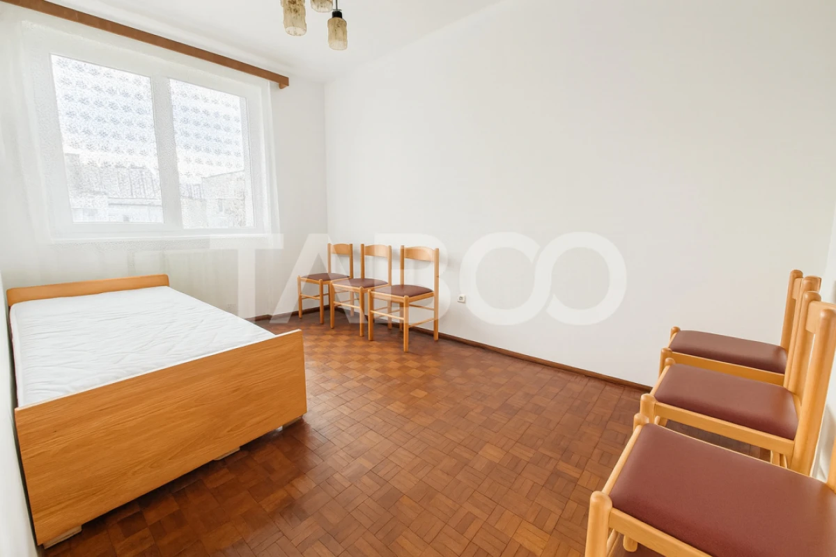Zona Dioda/ANAF/Finante Apartament cu 3 camere si balcon - 8