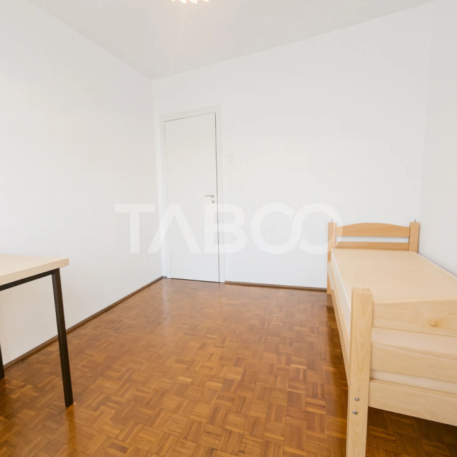 Zona Dioda/ANAF/Finante Apartament cu 3 camere si balcon - 7