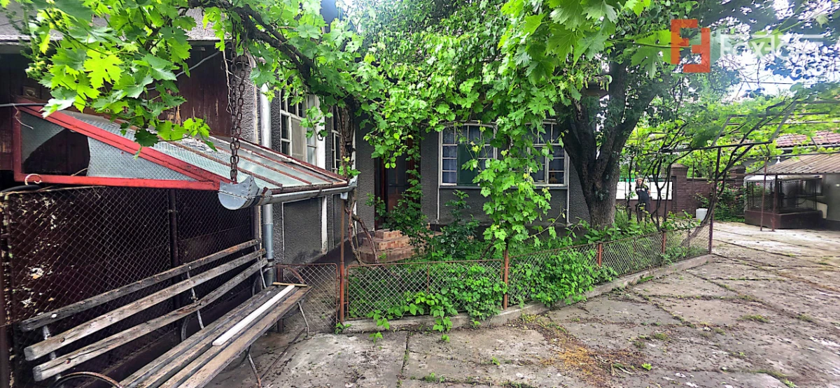 Casa spatioasa de vanzare in Ineu, Jud. Arad - 4