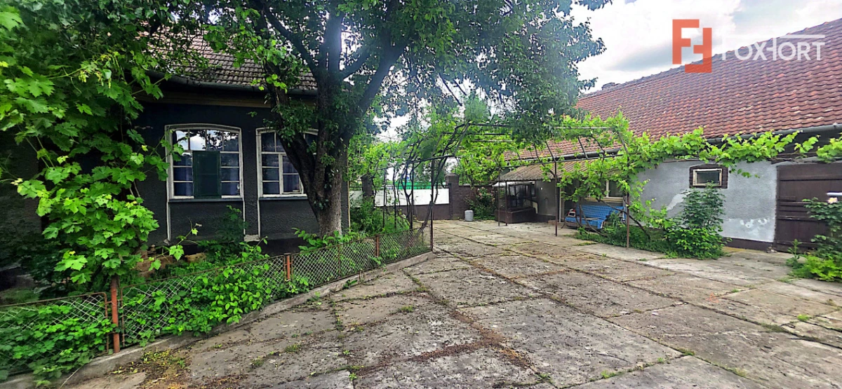 Casa spatioasa de vanzare in Ineu, Jud. Arad - 3