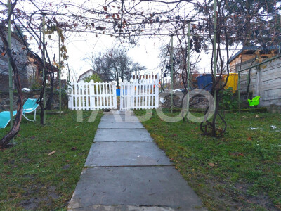 Casa individuala 4 camere 150 mp si teren liber 758 mp Cisnadie