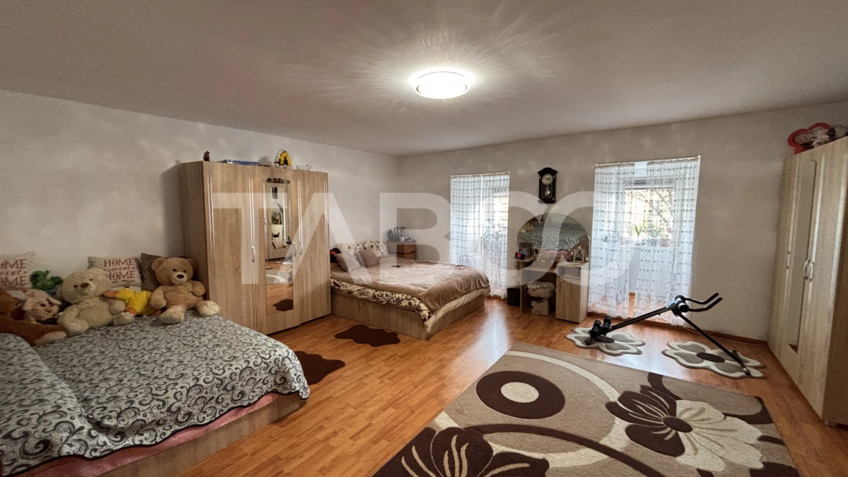 Apartament 4 camere 143mpu singur pe etaj in Centrul Istoric Sibiu - 1