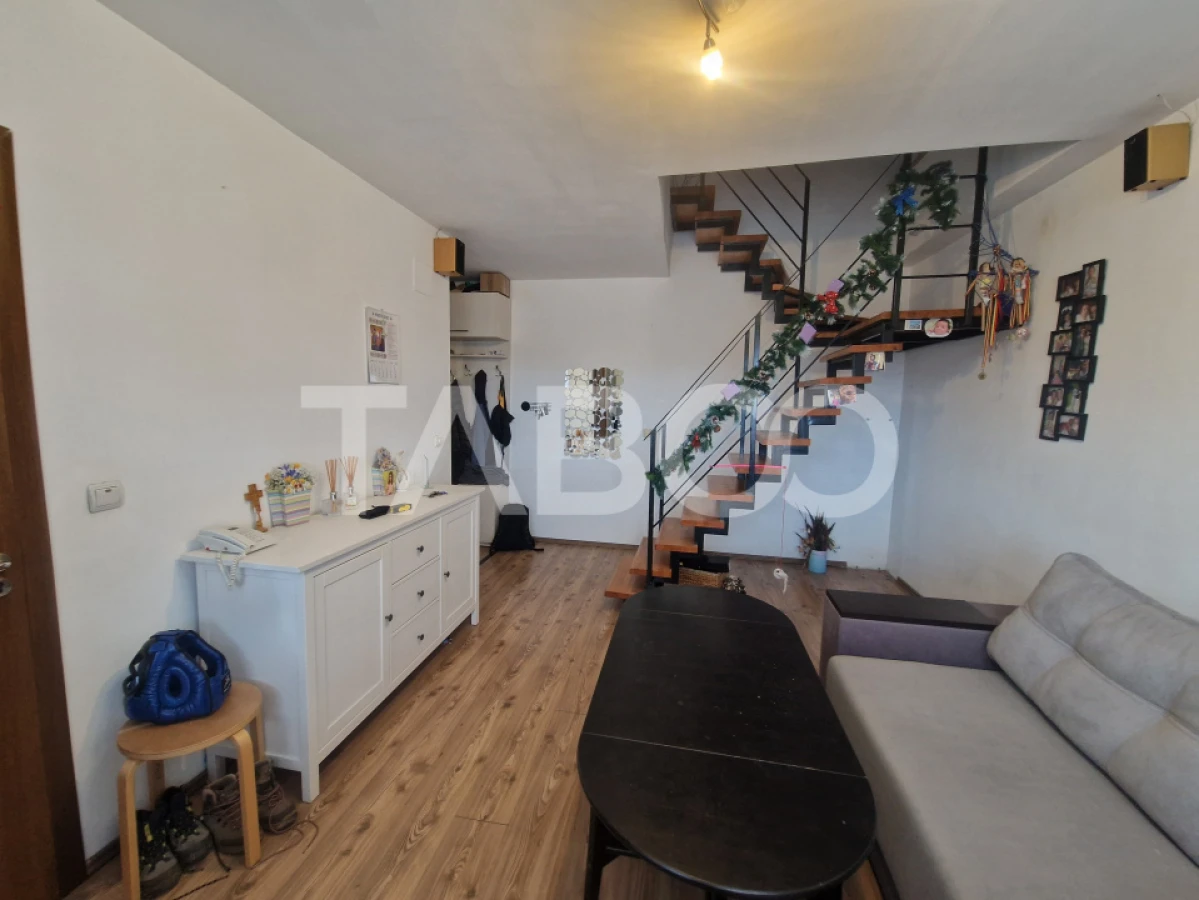 Apartament intabulat 3 camere 65 mp cu balcon zona linistita - 1