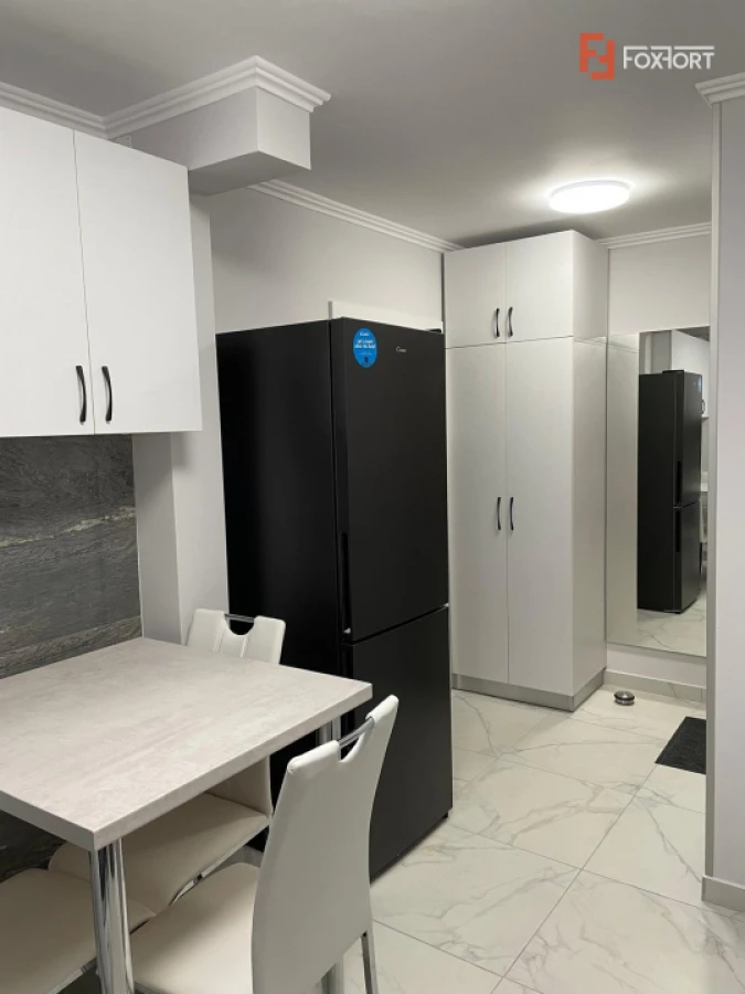 Apartament cu 2 camere de 48 mp - zona Medicina - 9