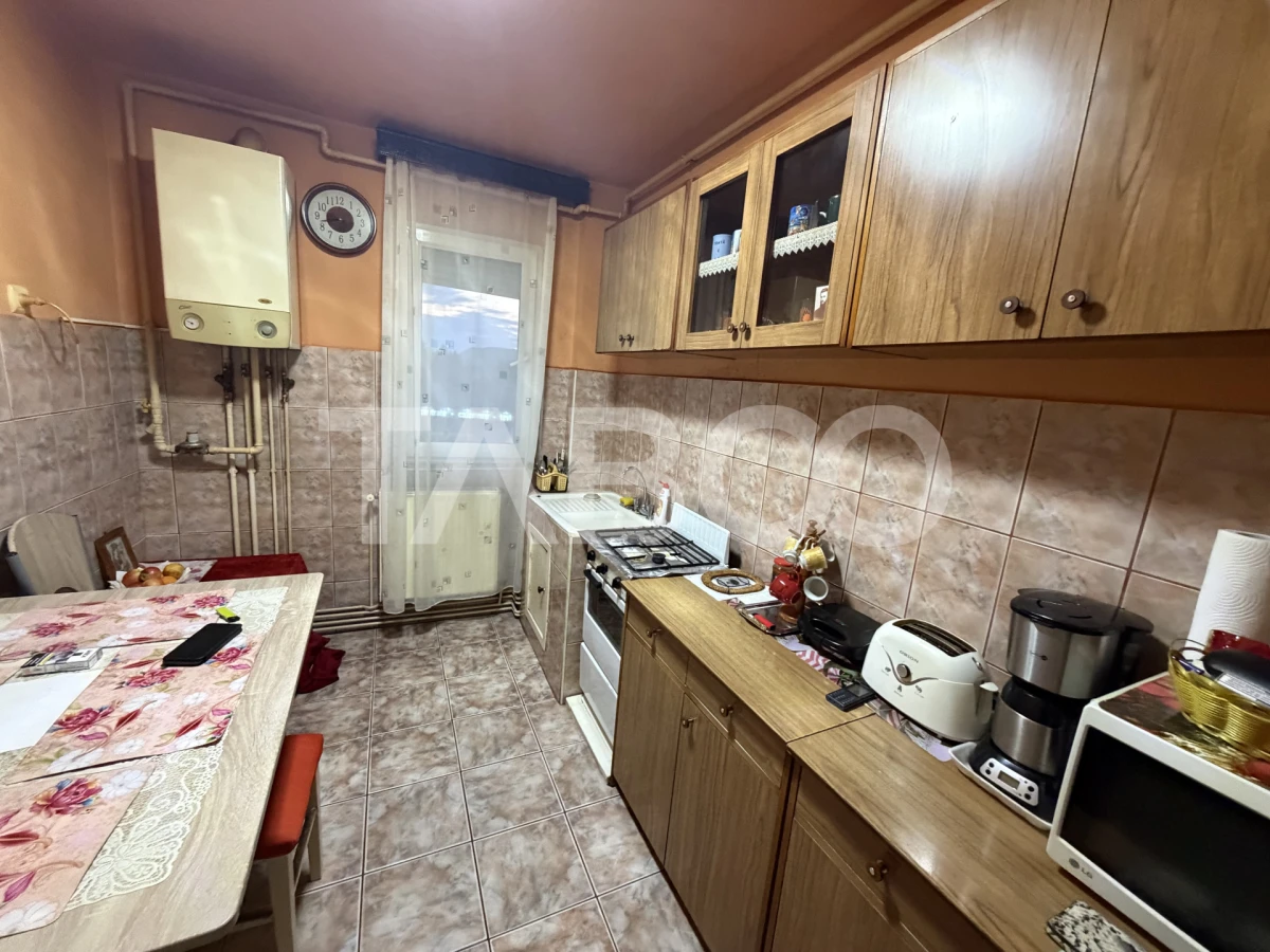 Apartament 3 camere etaj 3 boxa la subsol aer conditionat 62 mpu - 6