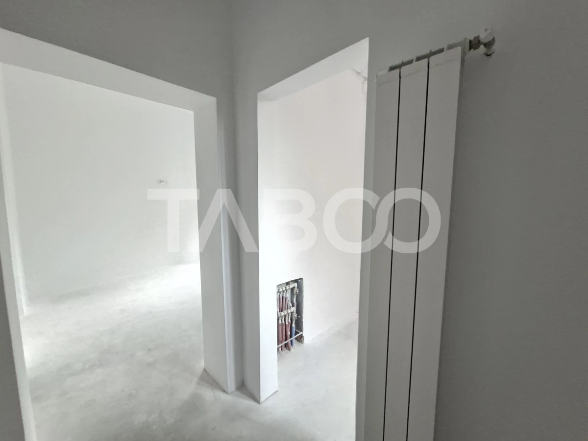 Garsoniera decomandata de vanzare in zona Centrala - cladire renovata - 4