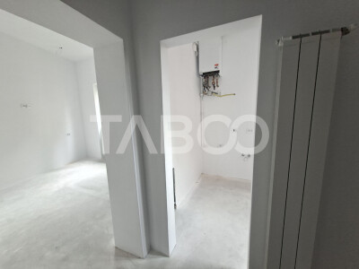 Garsoniera decomandata de vanzare in zona Centrala - cladire renovata