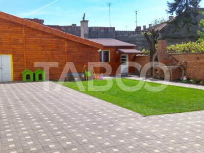 Pensiune si casa in centrul Sibiului cu business functional