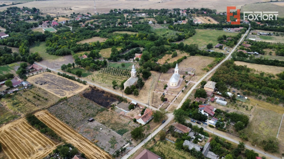 Casa individuala 4 camere si teren 2208 mp in Folea, comuna Voiteg - 9