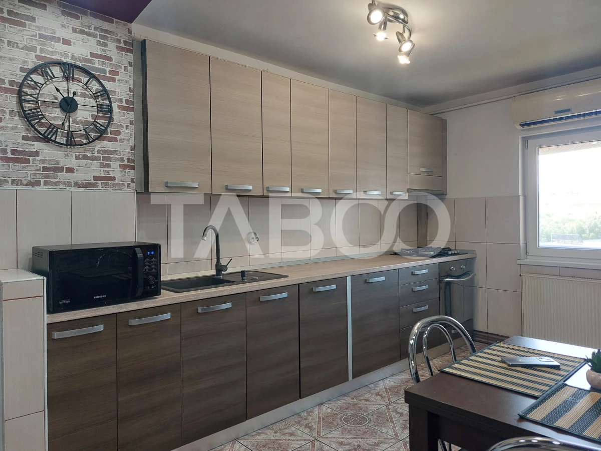 Apartament spatios 49 mp 2 camere decomandate 2 balcone Cisnadie - 2