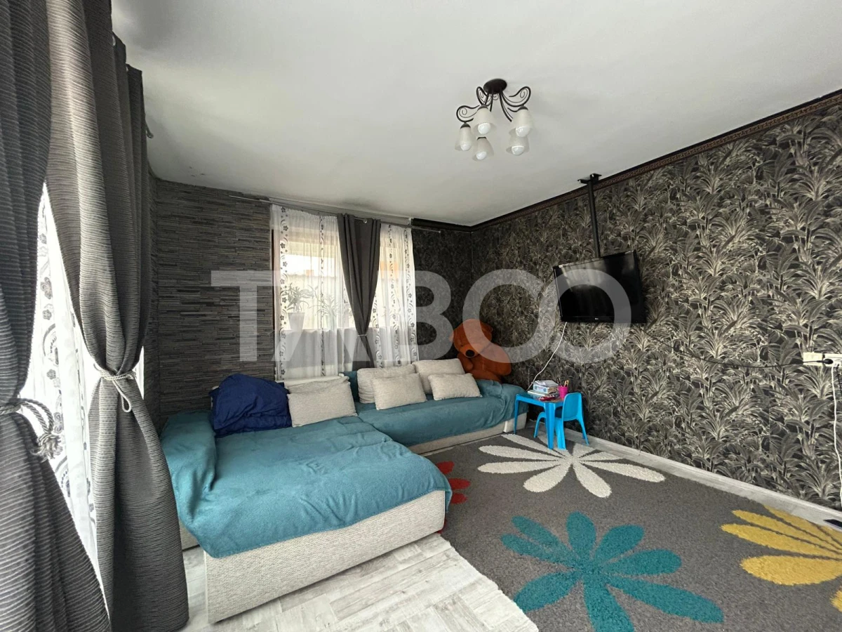 Apartament decomandat 54mp 2 camere si balcon zona Brana Selimbar - 2
