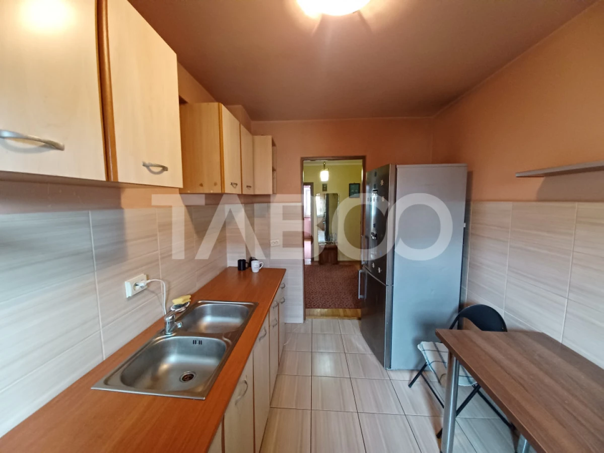 Apartament de vanzare 4 camere 75mp cu 2 balcoane Mihai Viteazul Sibiu - 9