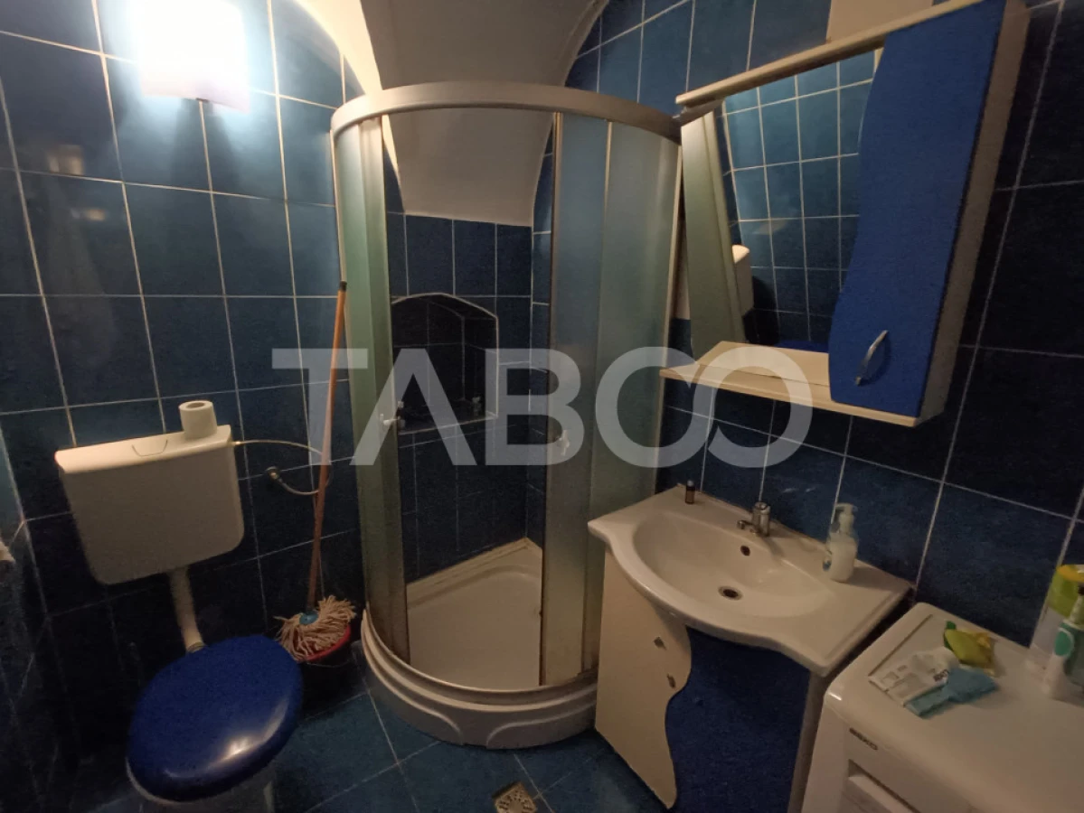 Apartament la casa 3 camere 68 mpu utili in apropiere de Piata Cibin - 8