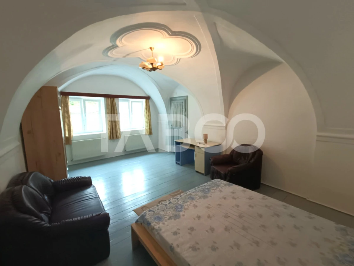 Apartament la casa 3 camere 68 mpu utili in apropiere de Piata Cibin - 4