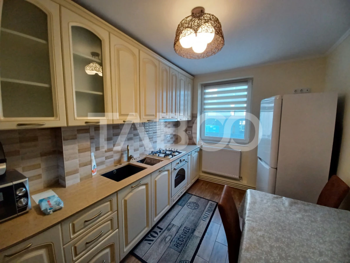 Apartament cu 3 camere modern renovat etajul 1 Centrul de Afaceri - 9