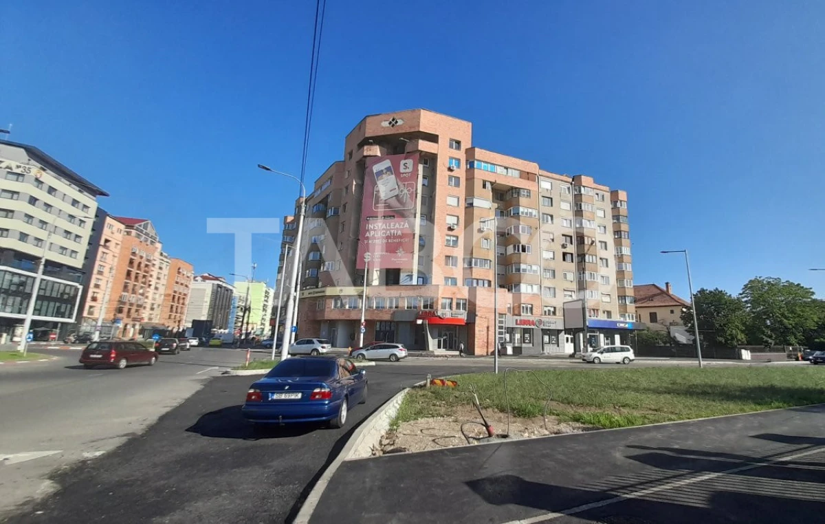Apartament cu 3 camere modern renovat etajul 1 Centrul de Afaceri - 5
