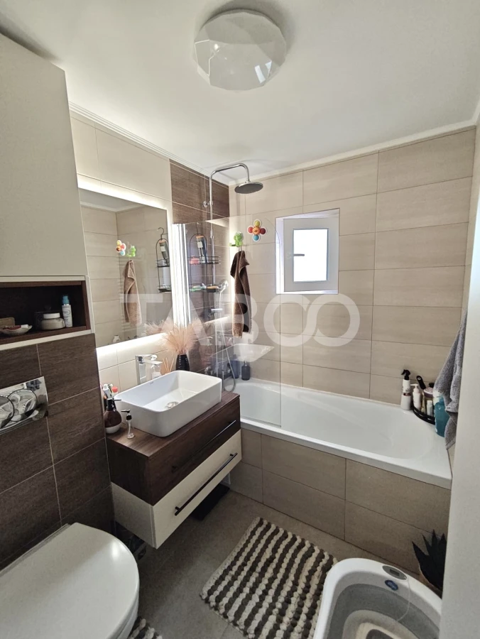 Apartament cu 3 camere de vanzare Intre Lacuri decomandat zona FSEGA - 7