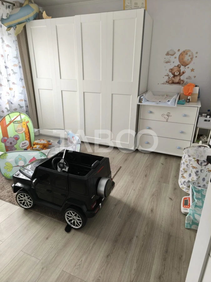 Apartament cu 3 camere de vanzare Intre Lacuri decomandat zona FSEGA - 4