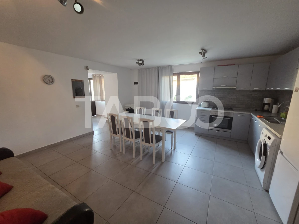 Casa 3 camere de vanzare in Voila 12km de Fagaras renovata 2026 - 8