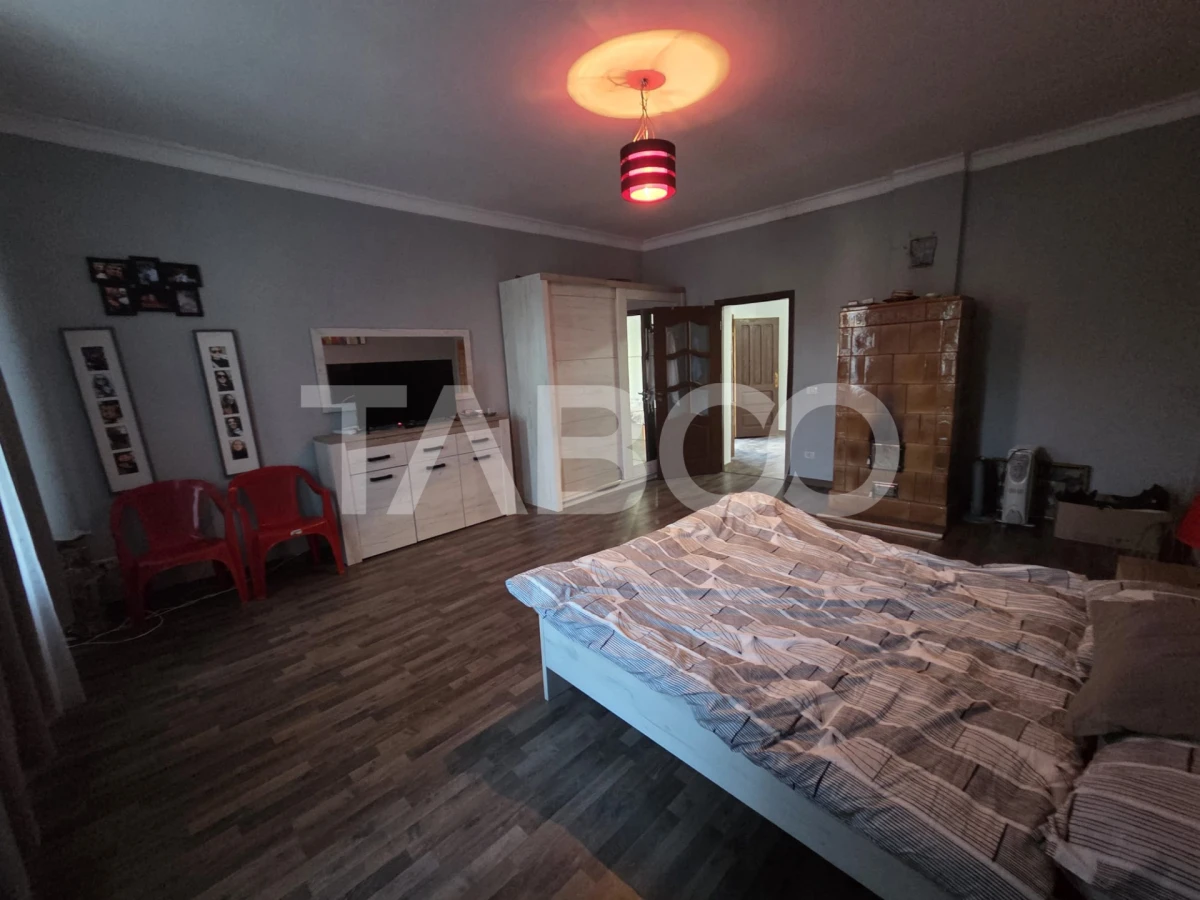 Casa 3 camere de vanzare in Voila 12km de Fagaras renovata 2026 - 6