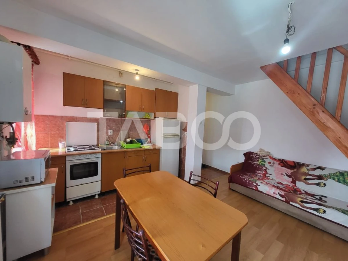 Apartament de vanzare 4 camere pe 2 etaje 84 mp zona Rahovei Sibiu - 4