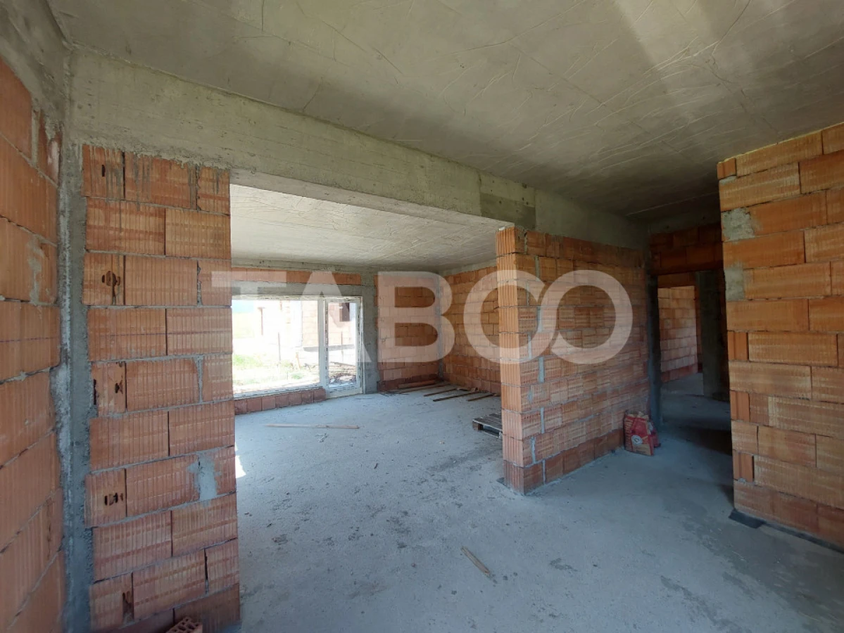 Casa de vanzare 147 mpu si 5 camere teren de 434 mp Cristian Sibiu - 4